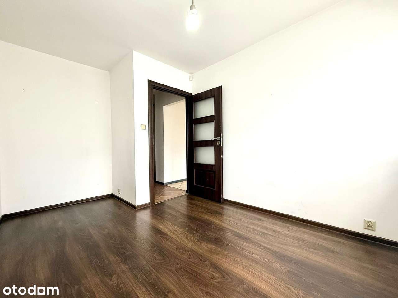 Szukasz przestrzeni? 4 pokoje, balkon, garderoba - gotowe do wejścia!-2