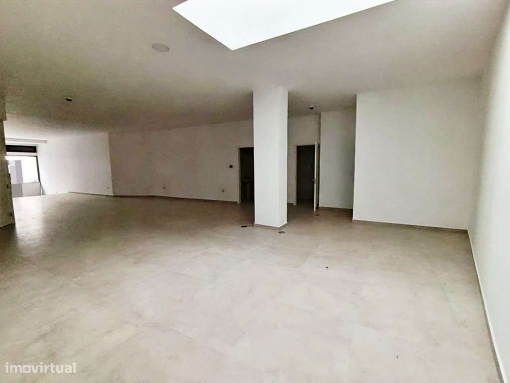 Loja nova em pleno centro da Maia - Grande imagem: 3/22