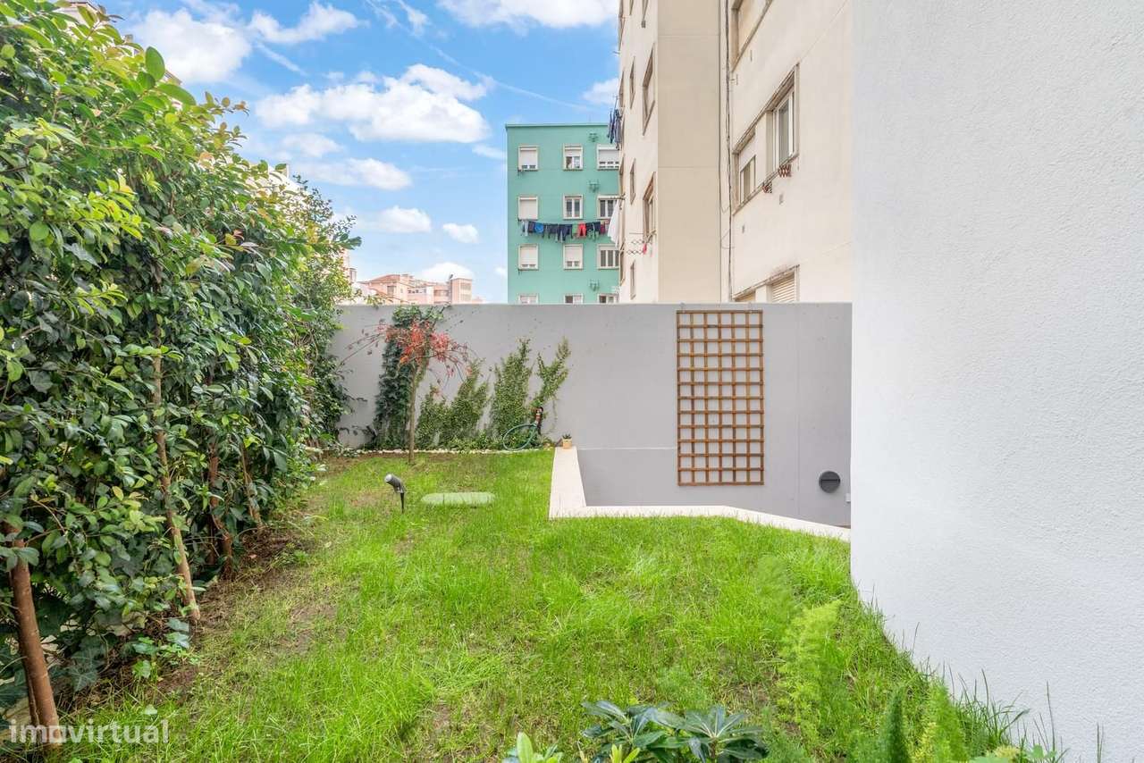 Apartamento T1 + 1 com vista, Campo Pequeno, Lisboa-27