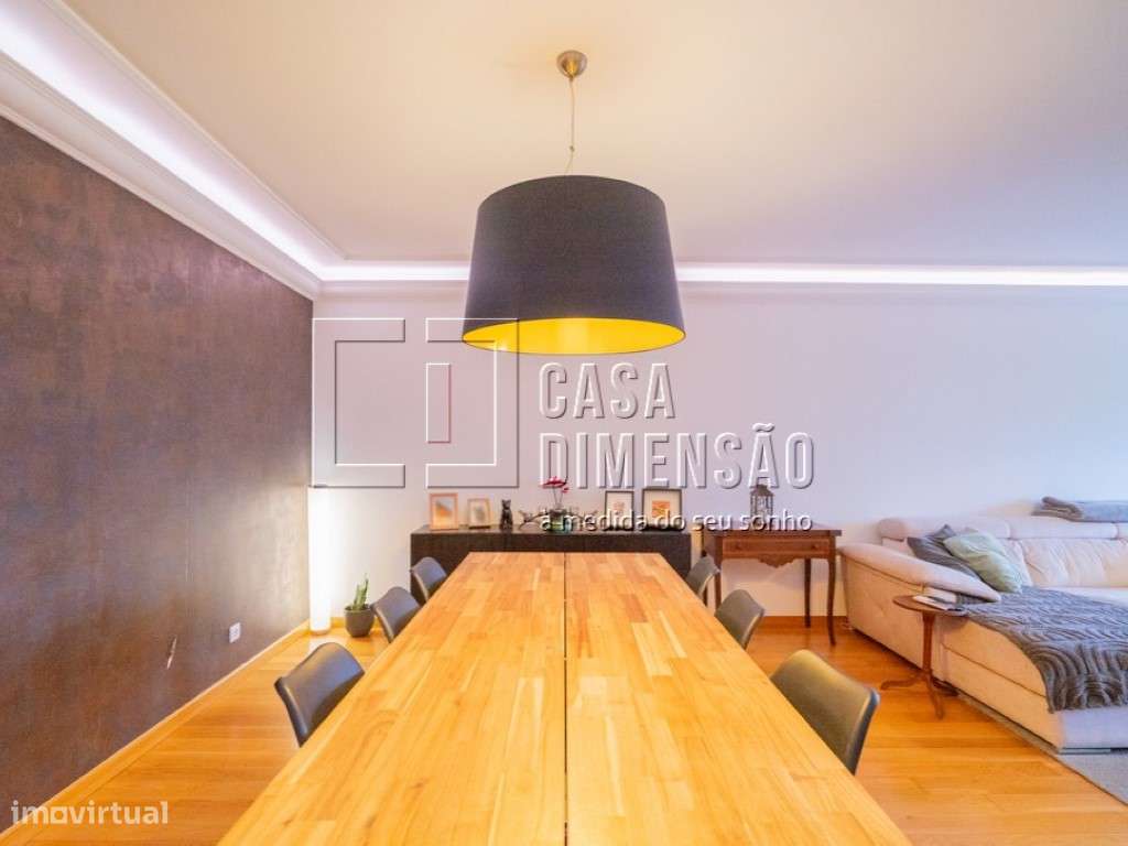 Apartamento de tipologia T2 na Serra de Carnaxide, como NOVO!!-6