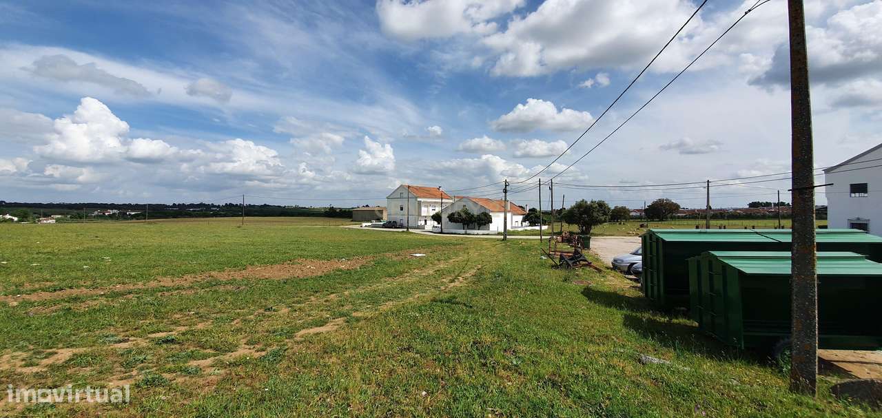 Terreno para lotear localizado a 3min do centro histórico de Évora - Grande imagem: 5/11