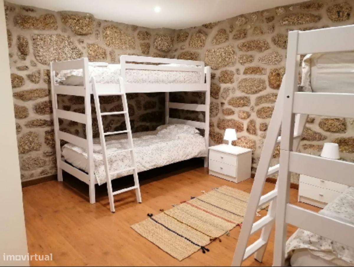 Casa com 3 quartos - localizado em Braga - Grande imagem: 3/11