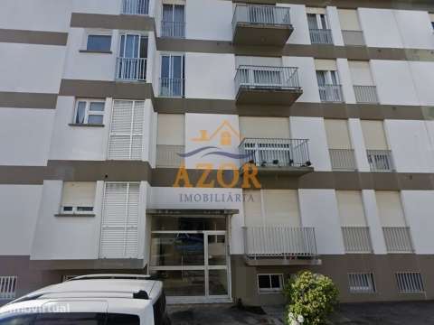 Apartamento T3 Venda em Ponta Delgada (São Sebastião),Ponta Delgada-0