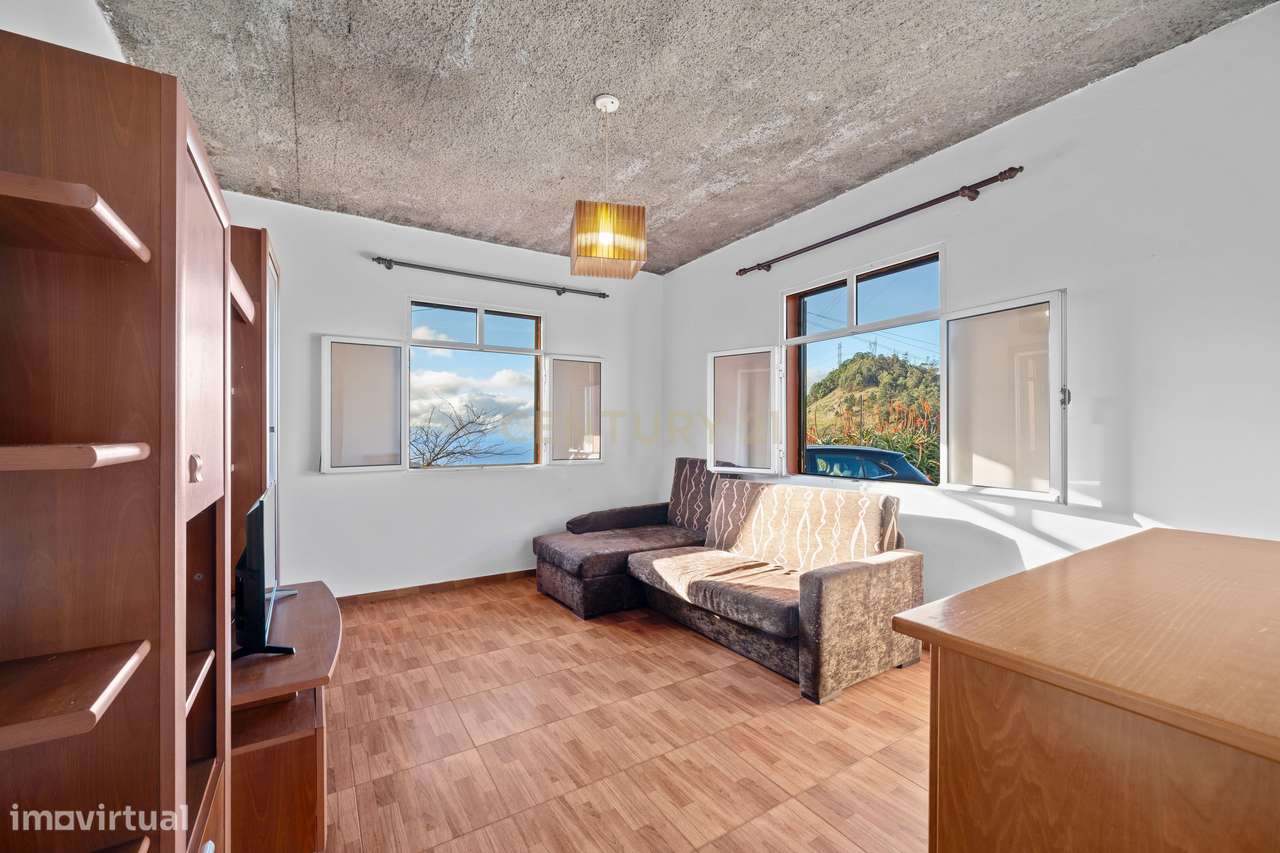 Moradia com Vista para a Montanha - Campanário - Ribeira Brava-5