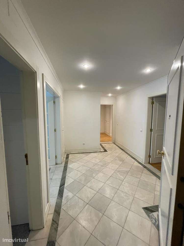 T4 Condomínio Campo Grande - Grande imagem: 3/37