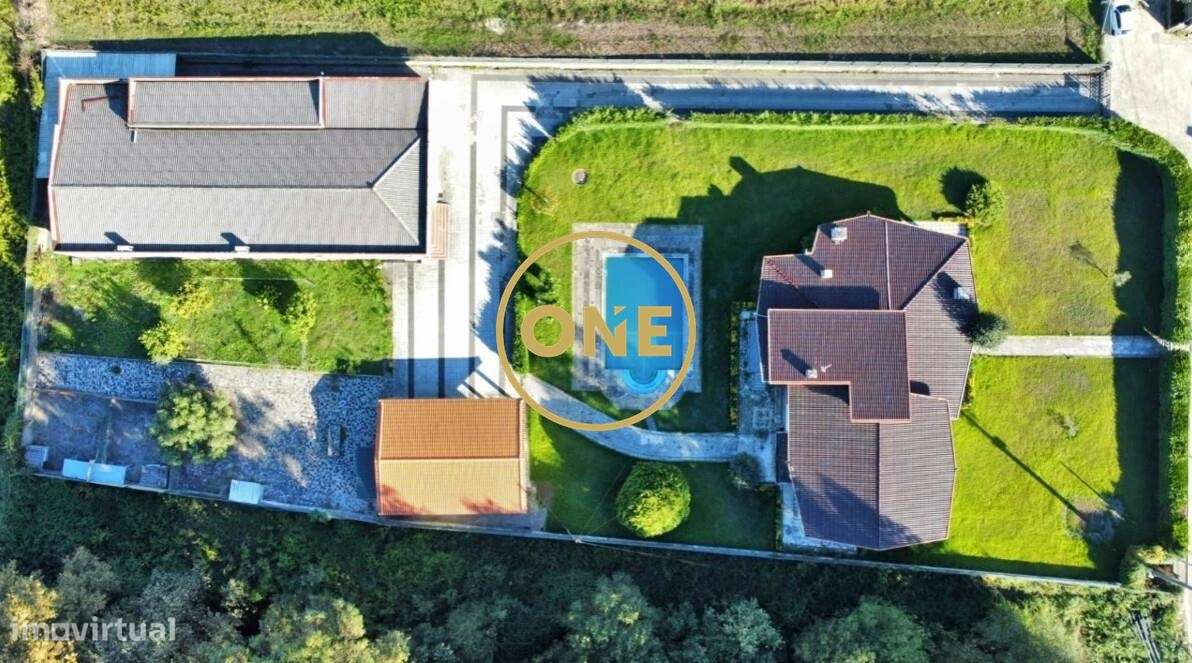 Moradia T5 e Armazem - Grande imagem: 2/5