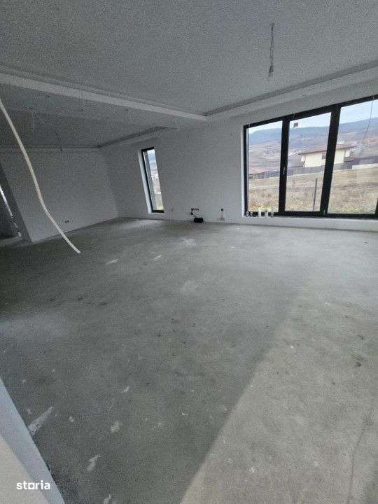 Casa individuala 5 camere, 230mp, garaj, terasa, teren 716mp, in Chint - Imagine principală: 4/13