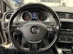 Volkswagen Golf - 22