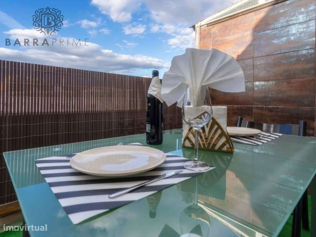 Apartamento T2+1 no Coração de Faro com Vista de Mar - Grande imagem: 2/16