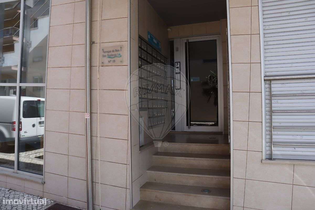 Apartamento T2 para arrendamento - Grande imagem: 2/37