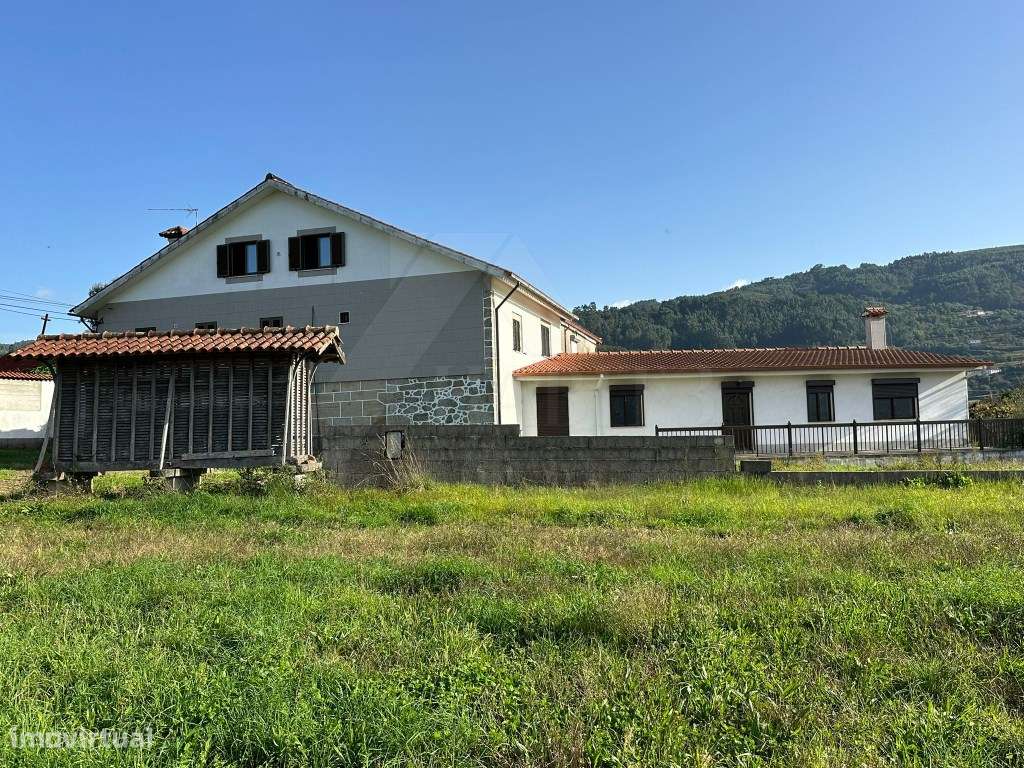 Quintinha em Beiral do Lima - Grande imagem: 5/17