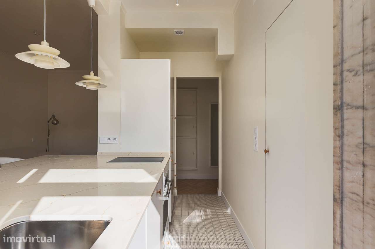 Apartamento t2 à venda na Rua Correia Teles, 84-3