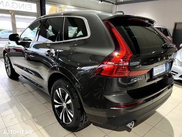 Volvo XC 60 B4 MHEV AT AWD Core - 9