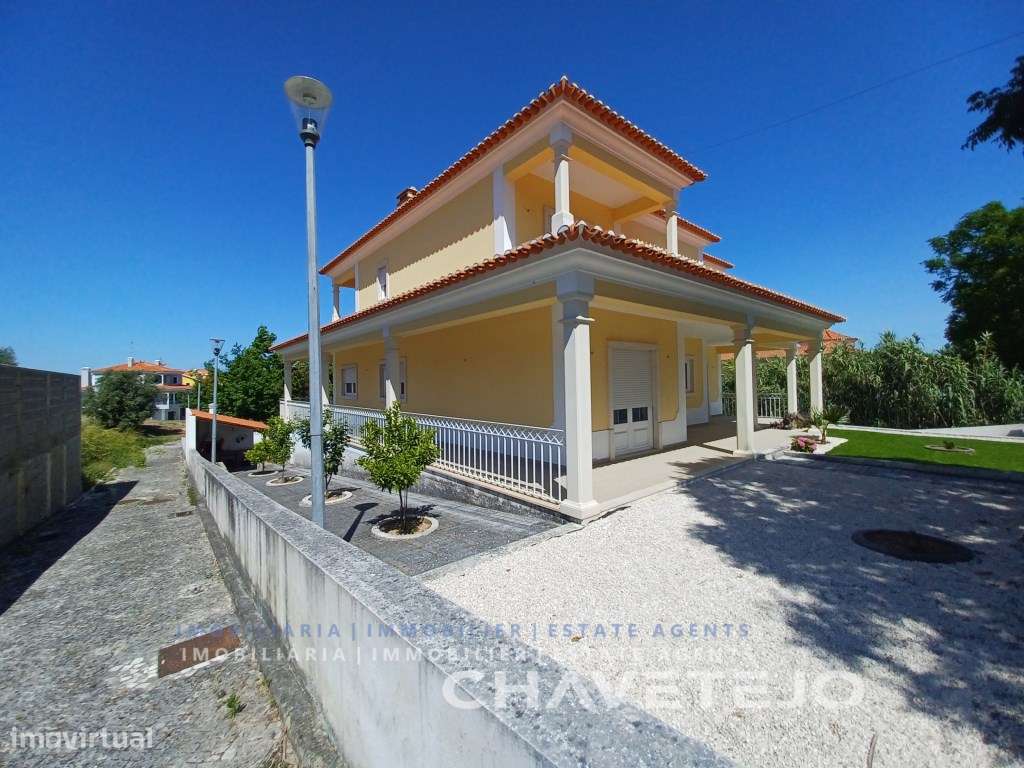 Excelente Moradia T4 com piscina e jardim nos arredores da cidade d... - Grande imagem: 4/60