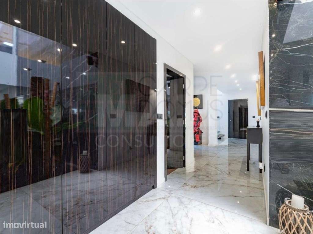 Magnifica moradia T4 com piscina na Urbanização Aroeira, em Santo E...-39