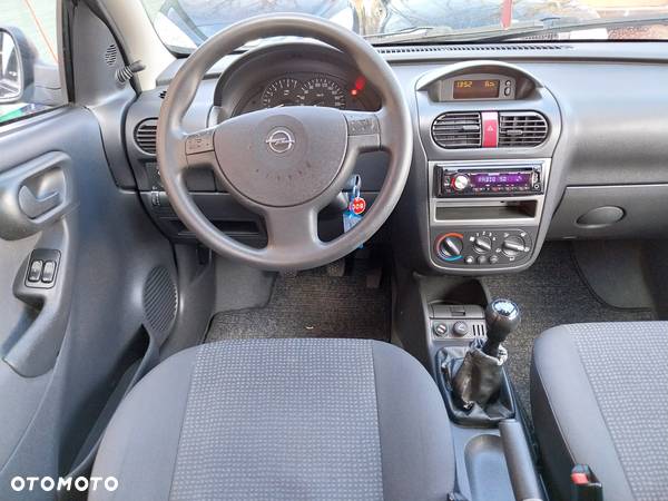 Opel Corsa 1.2 16V Comfort - 21