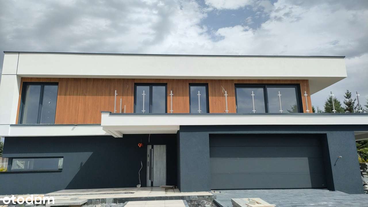 NOWY!! Dom z widokiem, basen, ogród,fotowoltaika, 2xpompa ciepła-3