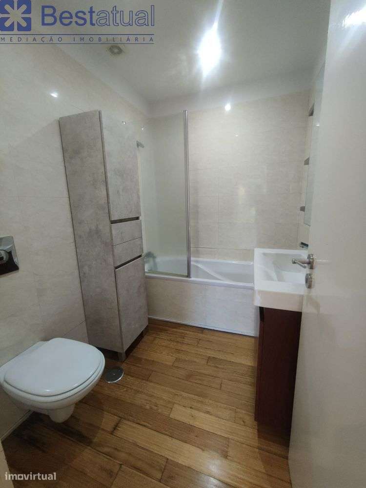Moradia T 3 com piscina - Oportunidade!-43