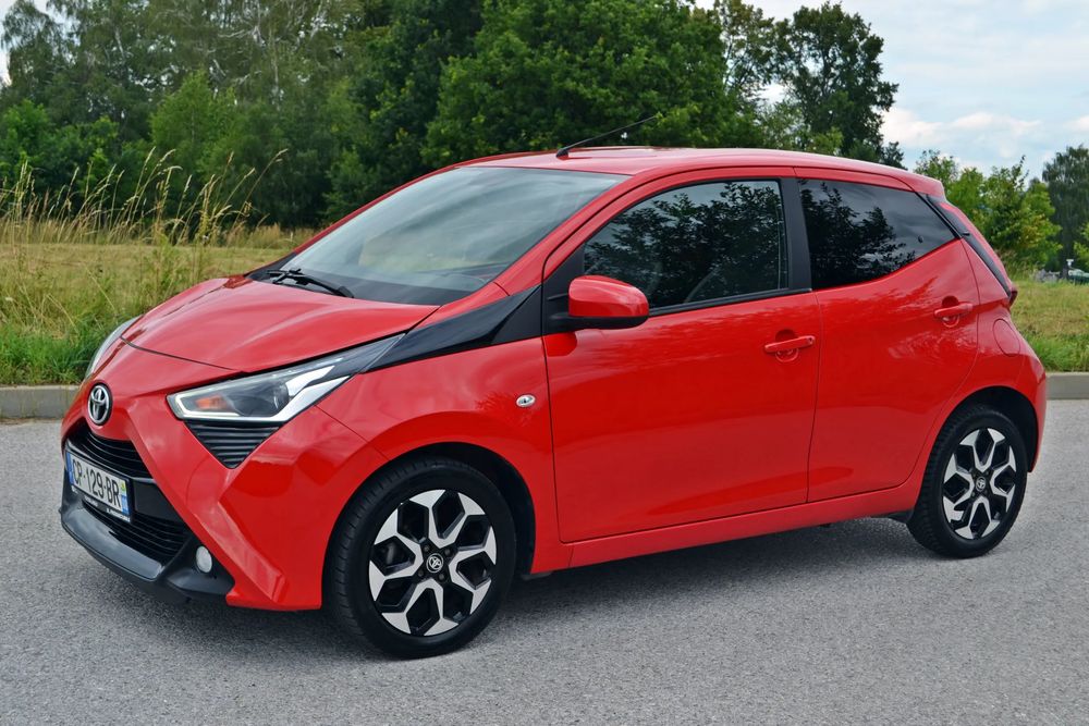 Toyota Aygo II (2014-) x.shift x-play connect 2021