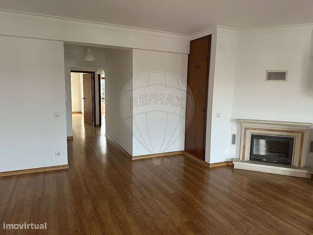 Apartamento T2 para arrendamento - Grande imagem: 4/7