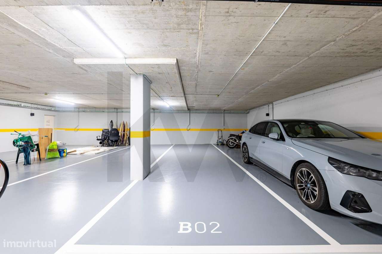 Apartamento T4 com Jardim e Piscina na Parede – Cascais-37