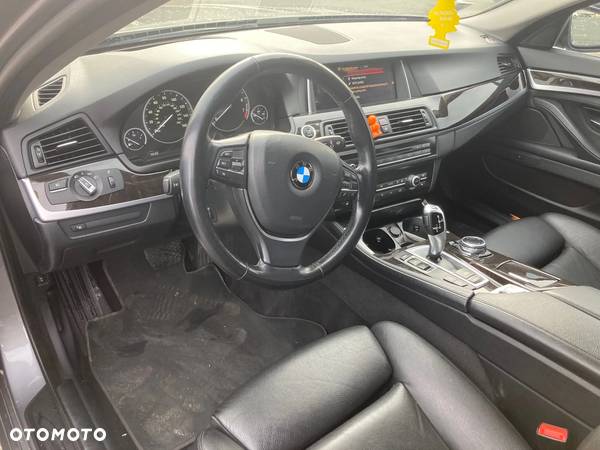 BMW Seria 5 535i xDrive - 6