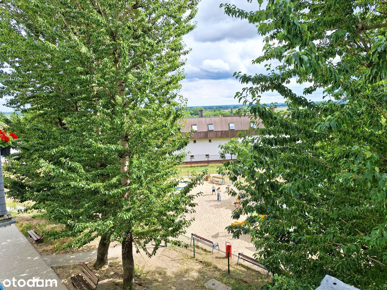 Kawalerka gotowa do wprowadzenia,słoneczne mieszkanie,niskie koszty.-18