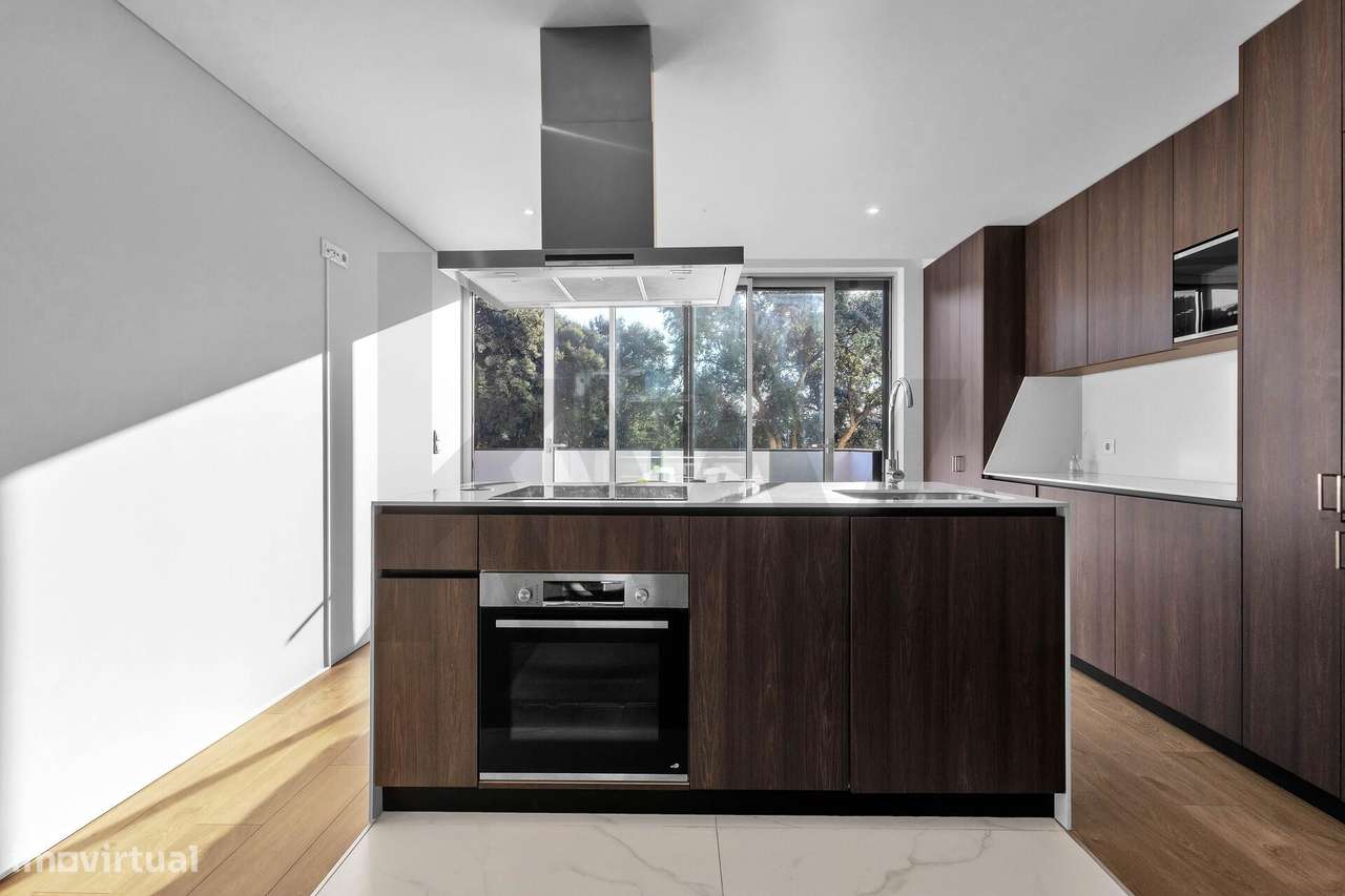 Excelente Apartamento T1 com Garagem – Como Novo (2021) - Arrendamento - Grande imagem: 4/16