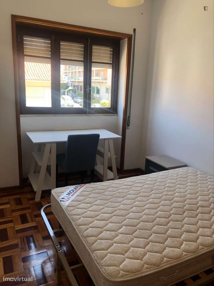 Quarto - localizado em Celas Coimbra Portugal Coimbra - Grande imagem: 5/6