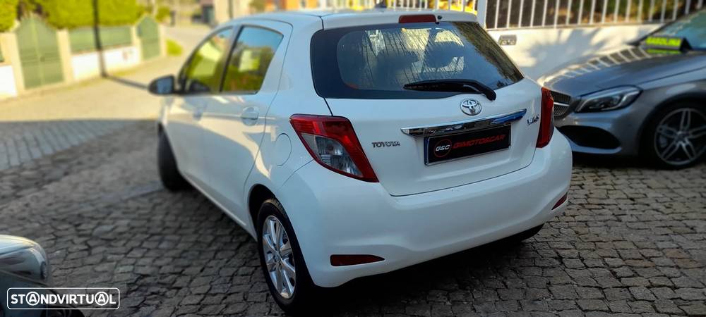 Toyota Yaris 1.4 D-4D Comfort+Navi - 6