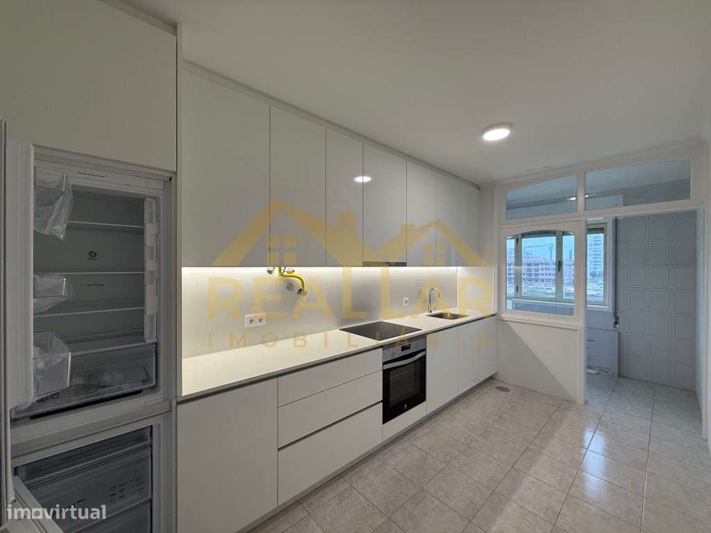 T2 na Póvoa de Varzim com garagens para 4 carros - Grande imagem: 2/24