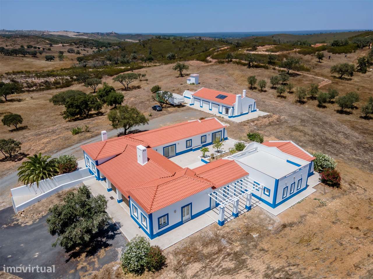 Monte alentejano com 28 hectares-48