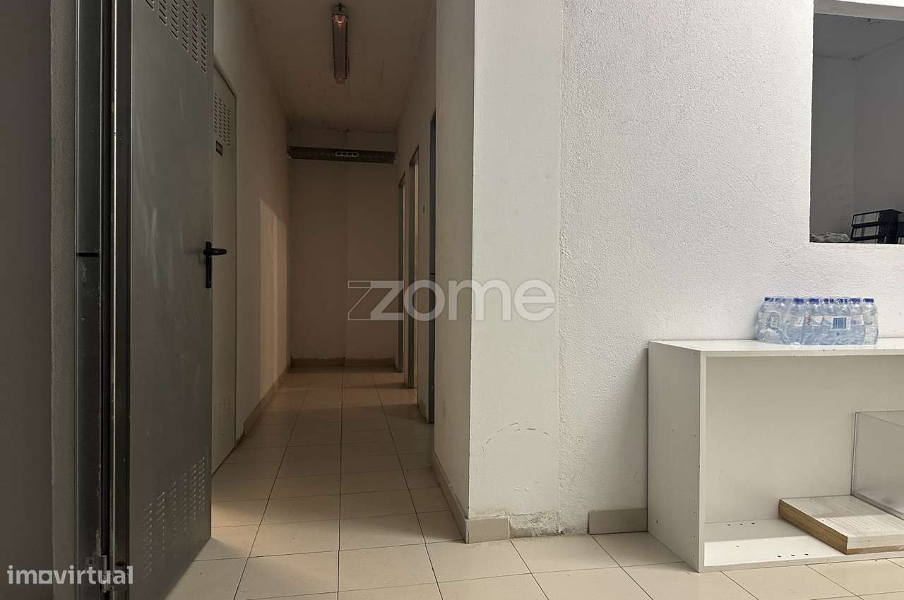 Trespasse de restaurante, em Carnaxide-18