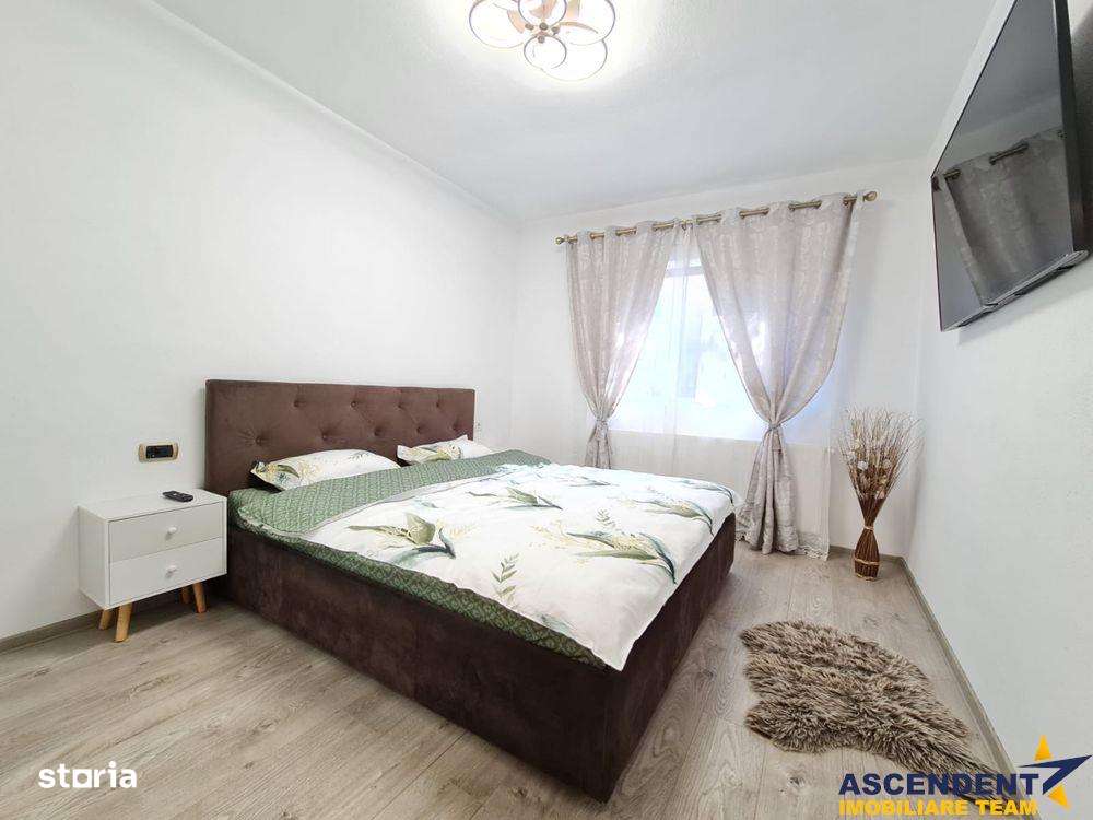Casa deosebita, pretabila si pentru doua familii, Craiter, Brasov - Imagine principală: 4/10