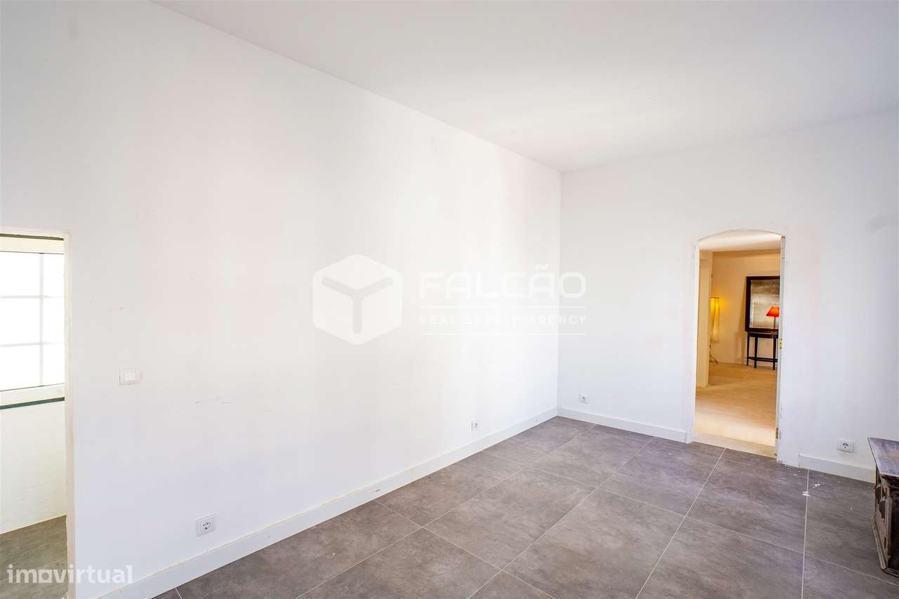 Moradia >=T10 Venda em Costa da Caparica,Almada-8