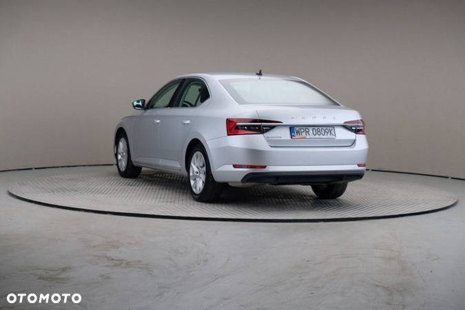 Skoda Superb 1.5 TSI Ambition DSG - 2