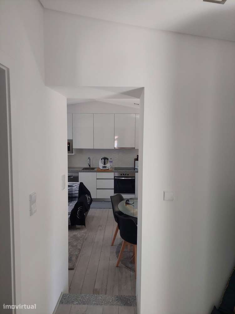 Caldas São Jorge Moradia T2 - Grande imagem: 5/9