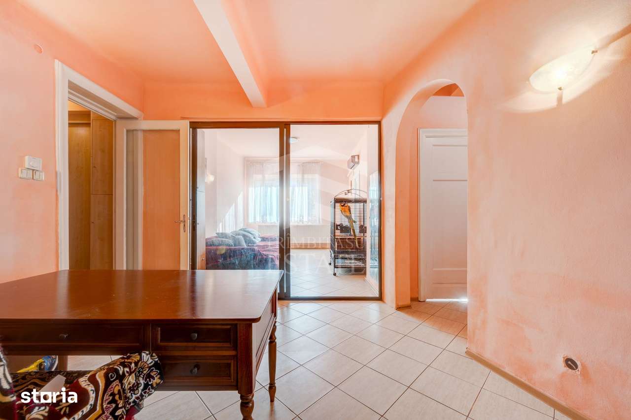 Zona C Calarrasilor ,apartament în imobil interbelic-6