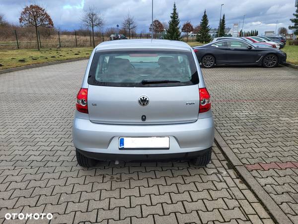 Volkswagen Fox 1.4 Style - 9