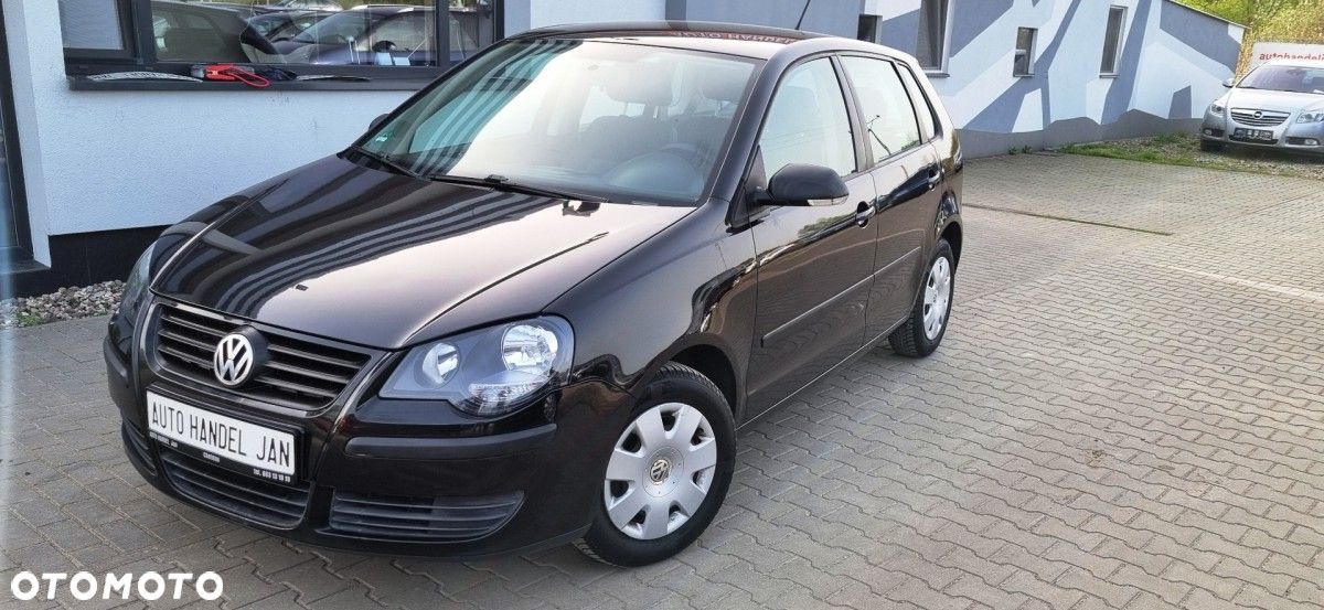 Volkswagen Polo - 1