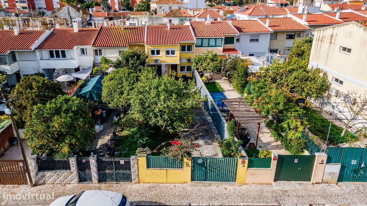 Moradia T5 em zona muito tranquila de Carcavelos - Grande imagem: 4/30