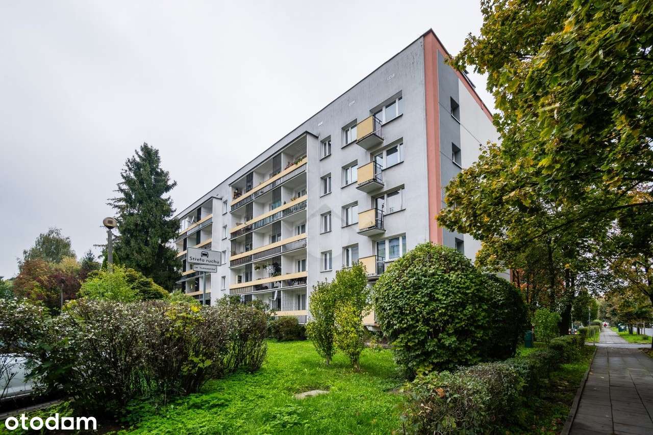 Trzypokojowe mieszkanie do własnej aranżacji - Os. Podwawelski-3