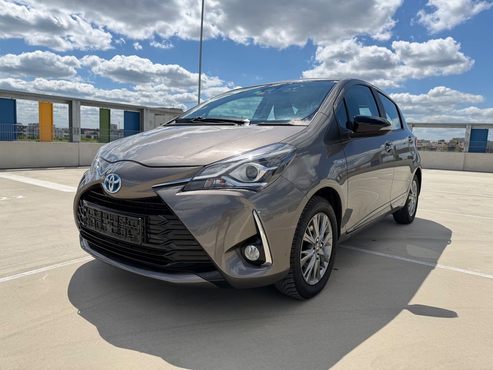 Toyota Yaris III Hybrid 100 Premium 2017