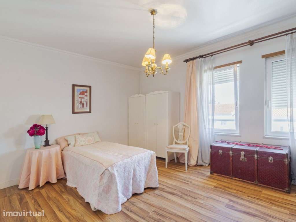 Penthouse Exclusiva no Coração de Grândola-21