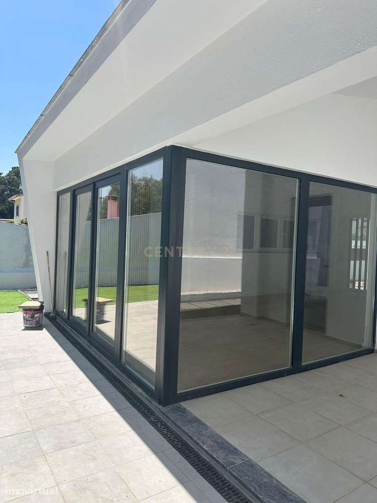 Moradia Térrea de Excelência no Alto do Índio – Conforto, Elegância e-6