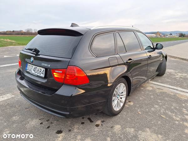 BMW Seria 3 316d - 5