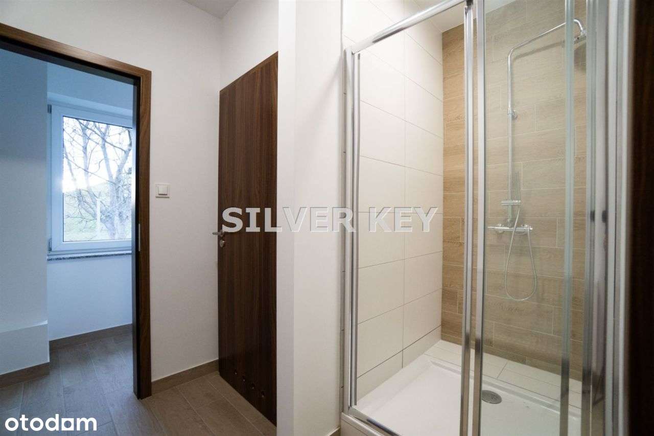 Budynek Biurowo-Socjalny/Doskonały dojazd do S8-13