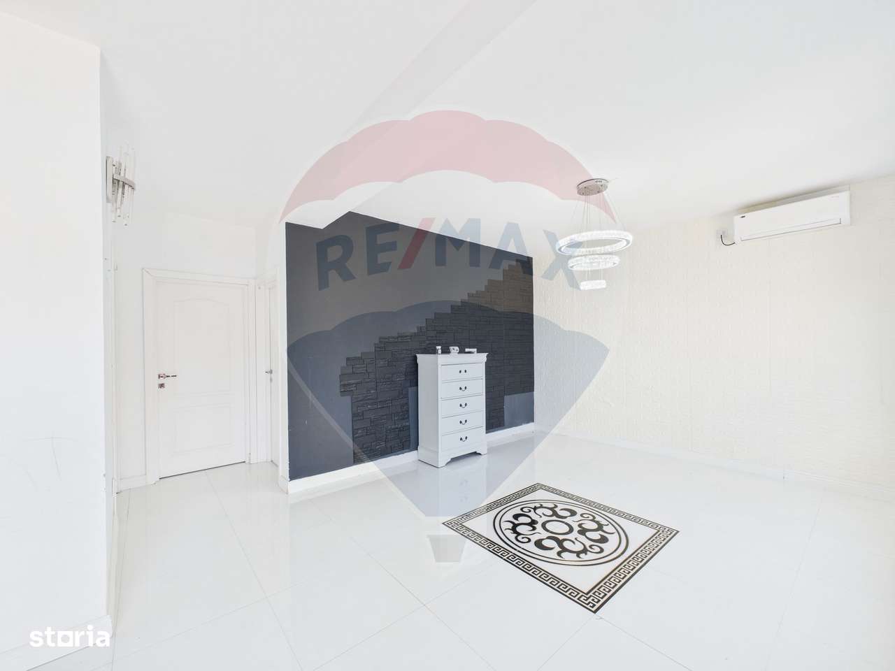 Casă / Vilă cu 4 camere de vânzare în zona Est - Imagine principală: 5/20