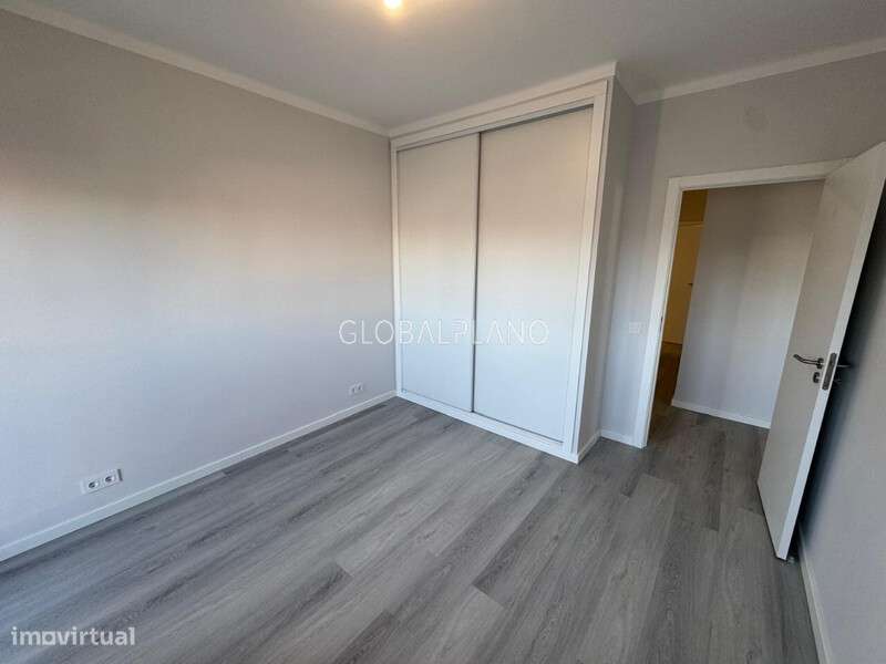 Apartamento T3 Avenida 25 de Abril-13