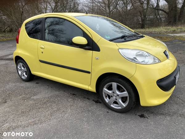 Peugeot 107 1.0 Trendy - 3